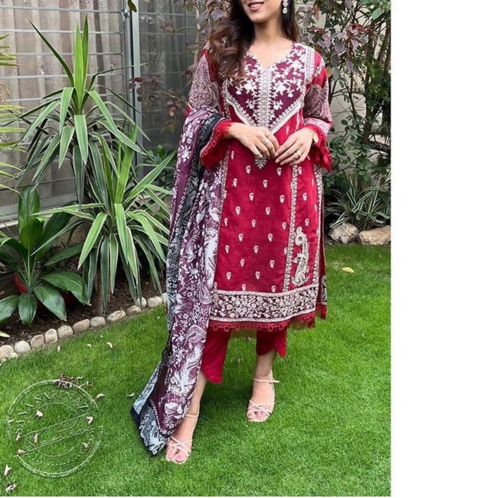Summer Collection 23 Sana Safinaz Pakistani Suit